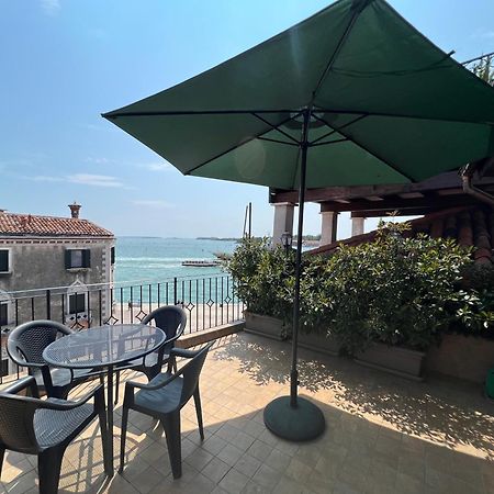 Ca' Delfina Holiday Home Veneţia Exterior foto
