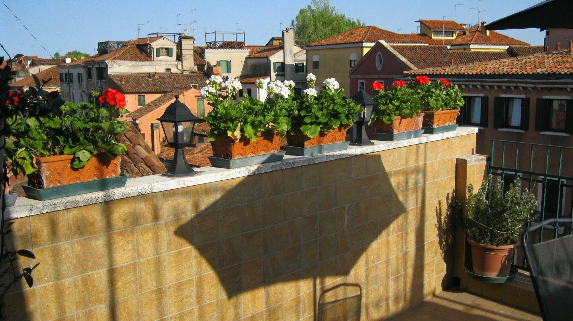 Ca' Delfina Holiday Home Veneţia Exterior foto